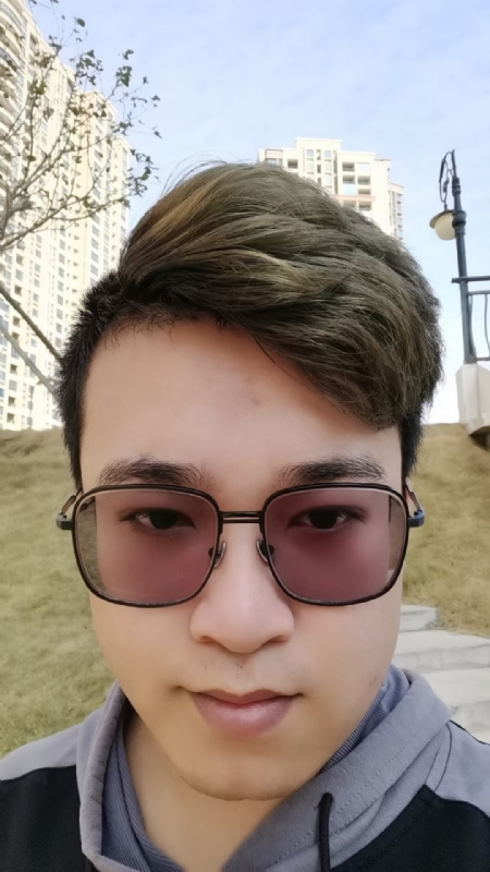 小陈的第一张照片--晋江残疾人相亲网